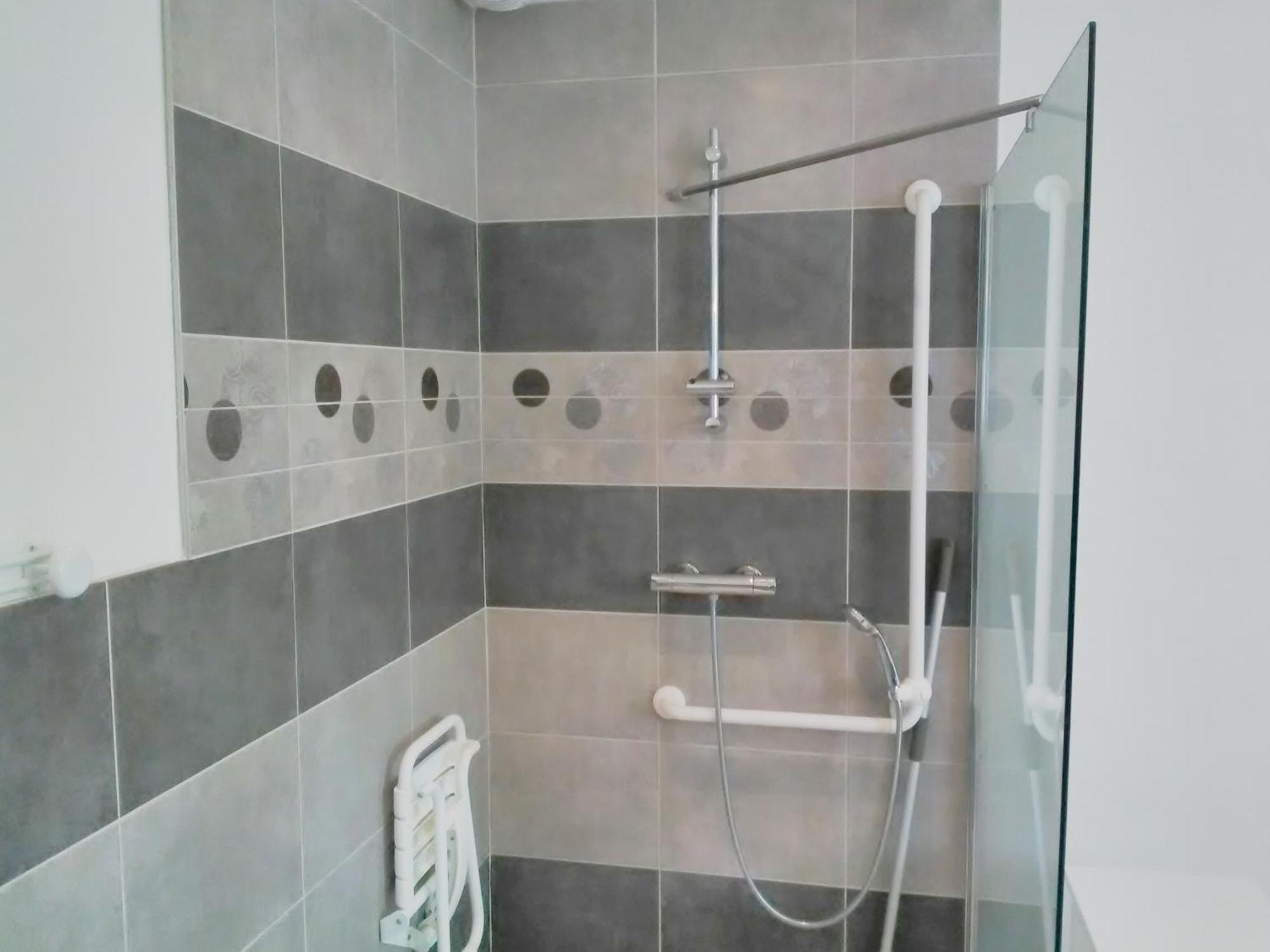 La Maison Periot Trevieres Номер фото