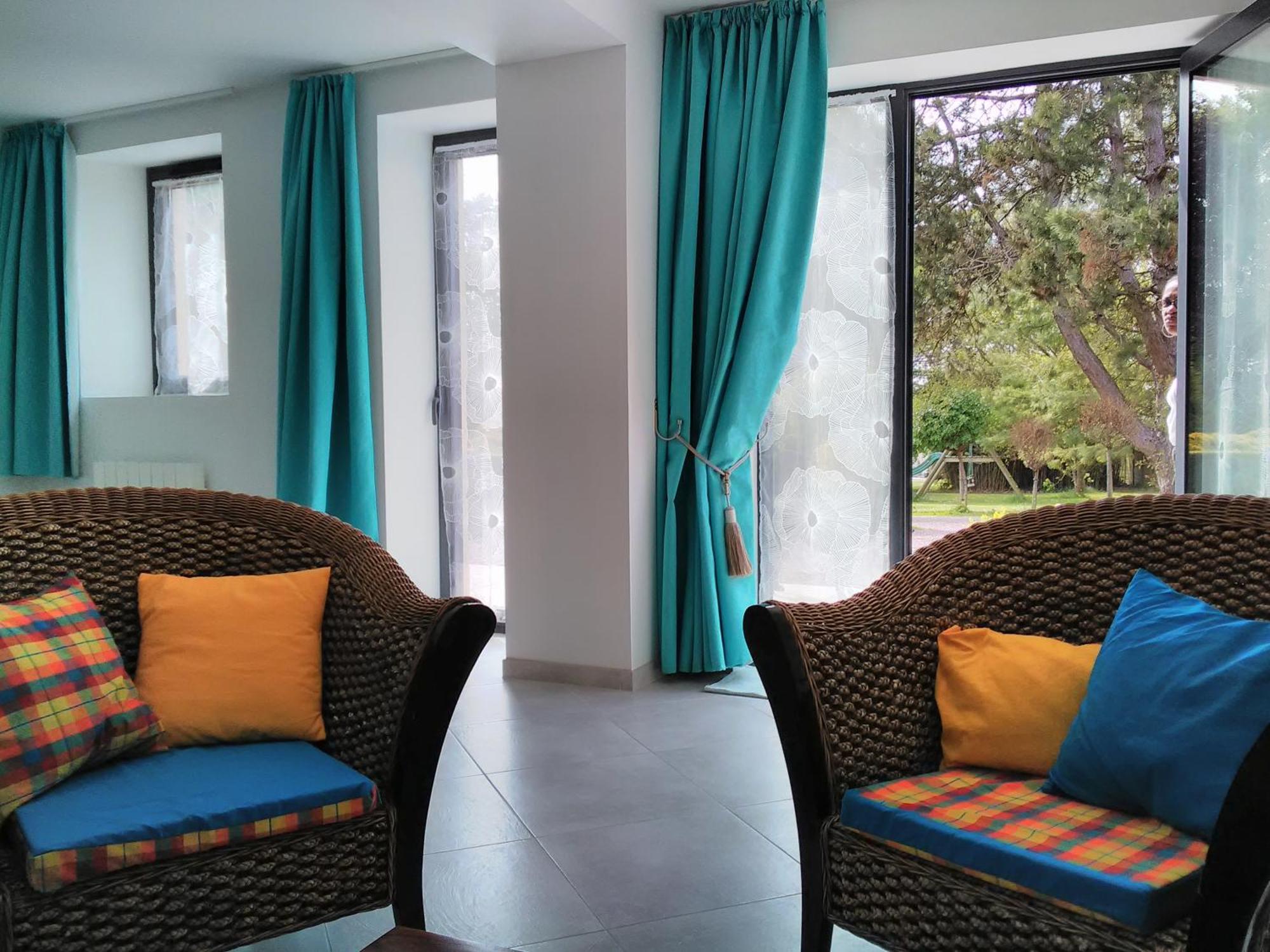 La Maison Periot Trevieres Номер фото